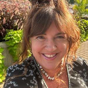 Meet your Posher, Rosa